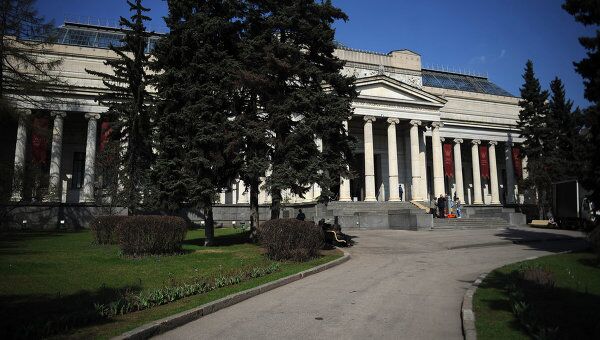 Здание ГМИИ им. А.С. Пушкина Здание ГМИИ им. А.С. Пушкина