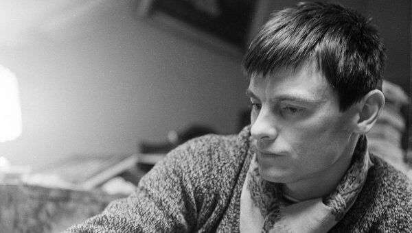 Кинорежиссер Андрей Тарковский Кинорежиссер Андрей Тарковский