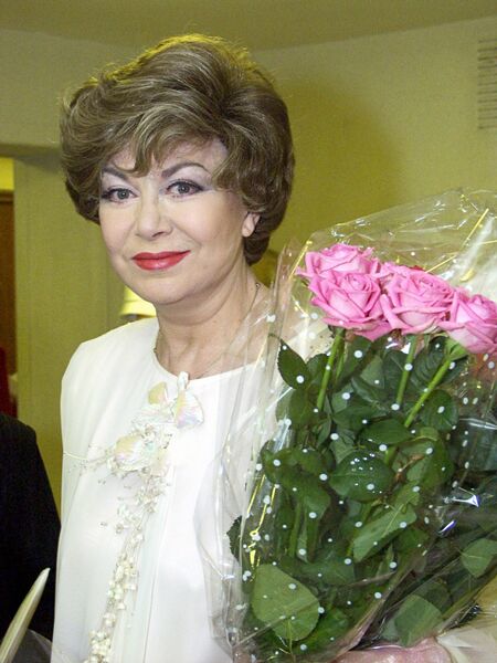 Певица Эдита Пьеха Певица Эдита Пьеха