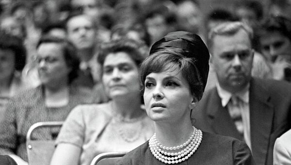 Джина Лоллобриджида. Архивное фото Джина Лоллобриджида. Архивное фото