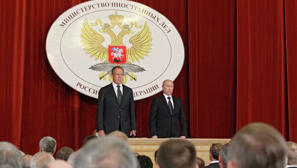 В.Путин на совещании в МИД РФ В.Путин на совещании в МИД РФ
