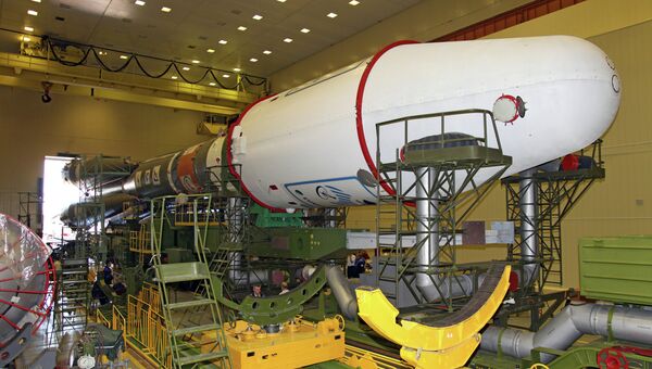 Ракета космического назначения Союз-2.1а. Архивное фото Ракета космического назначения Союз-2.1а. Архивное фото