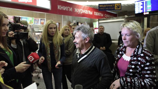Часть туристов, попавших в ДТП в Греции, вернулись в Петербург Часть туристов, попавших в ДТП в Греции, вернулись в Петербург