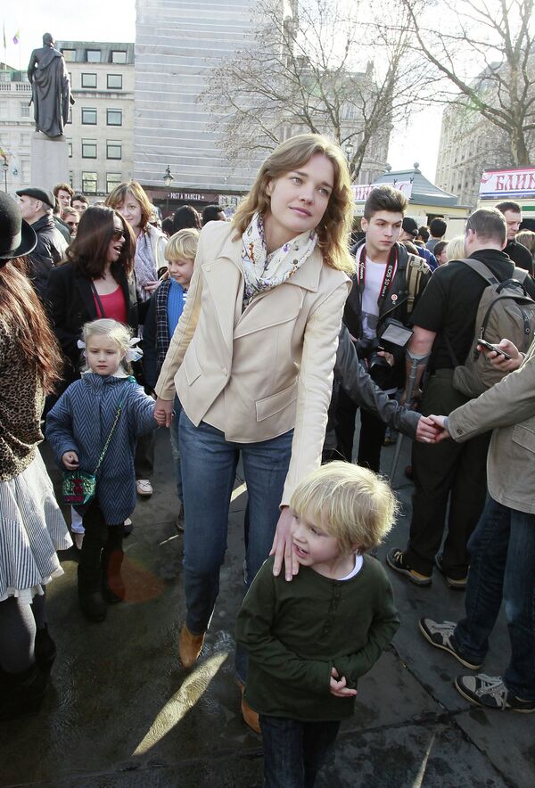 Богатые, знаменитые и многодетные РИА Новости, 28.09.2012