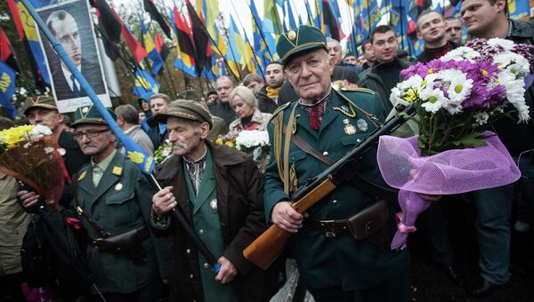 Марш по случаю 70-летия Украинской повстанческой армии. Архивное фото Марш по случаю 70-летия Украинской повстанческой армии. Архивное фото