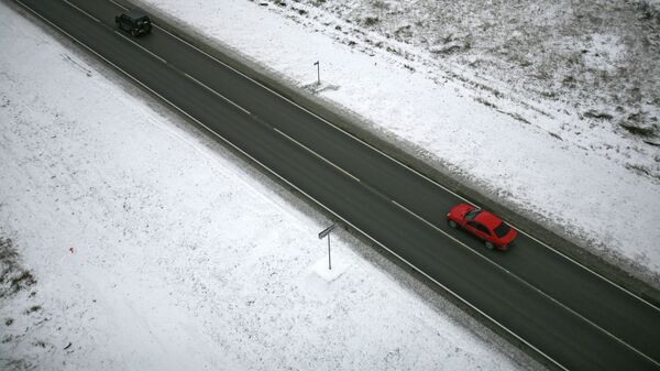 Снегопад не нарушил движение по Крымскому мосту и трассе 