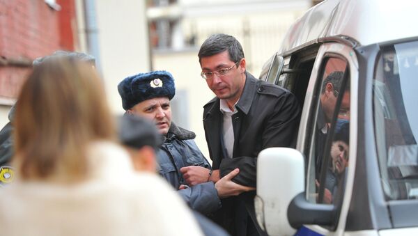 Роман Панов доставлен в Тверской районный суд Роман Панов доставлен в Тверской районный суд