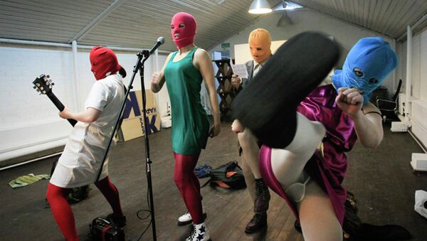 Кадр из фильма Pussy Riot: Панк-молитва. Архивное фото Кадр из фильма Pussy Riot: Панк-молитва. Архивное фото