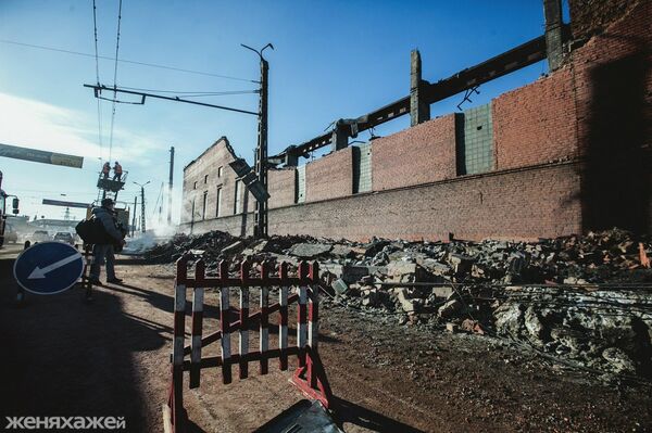 Последствия падения метеорита в Челябинске, ОАО Челябинский цинковый завод Последствия падения метеорита в Челябинске, ОАО Челябинский цинковый завод