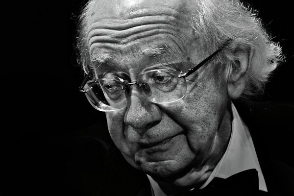 Российский дирижер Геннадий Рождественский. Фото Владимира Вяткина из серии Эхо Истории/Мировая культура в лицах. Российский дирижер Геннадий Рождественский. Фото Владимира Вяткина из серии Эхо Истории/Мировая культура в лицах.
