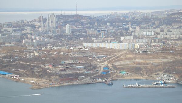 Мост на остров Русский во Владивостоке, архивное фото Мост на остров Русский во Владивостоке, архивное фото