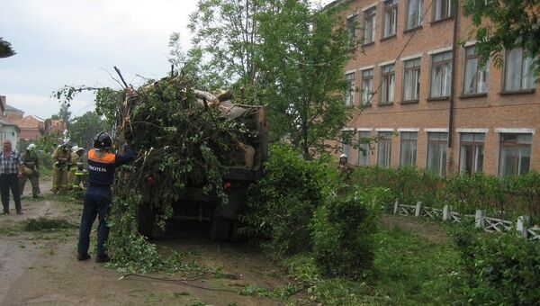 Ликвидация последствий смерча в Тульской области Ликвидация последствий смерча в Тульской области
