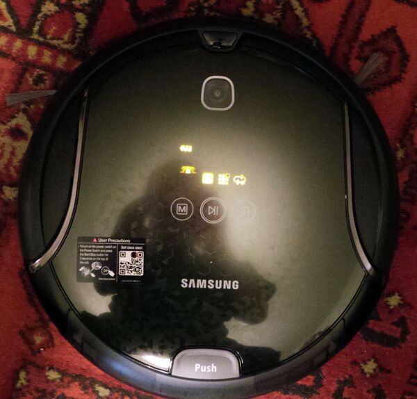 Робот-пылесос Samsung NaviBot CornerCleaner Робот-пылесос Samsung NaviBot CornerCleaner