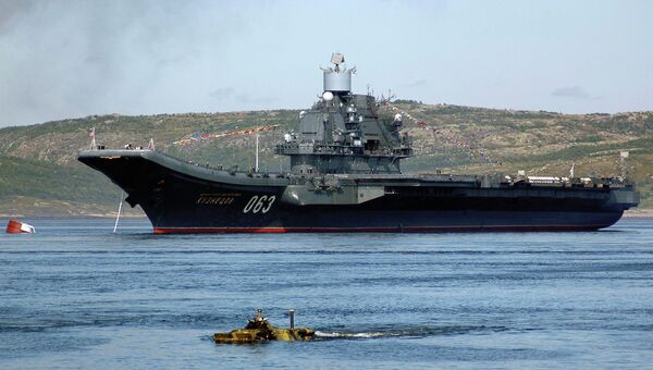 Авианесущий крейсер Адмирал флота Советского Союза Кузнецов. Архивное фото Авианесущий крейсер Адмирал флота Советского Союза Кузнецов. Архивное фото