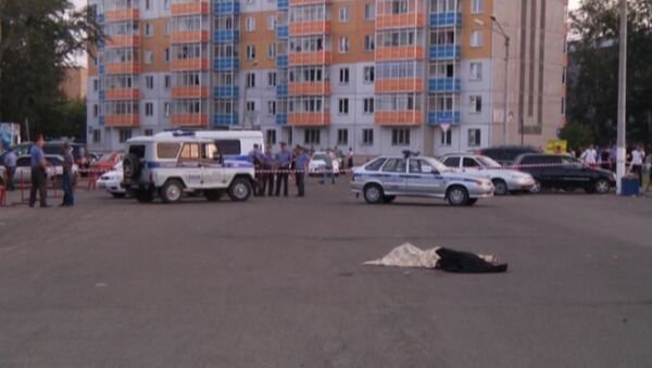 Бизнесмен погиб в перестрелке в Красноярске. Кадр из видео Бизнесмен погиб в перестрелке в Красноярске. Кадр из видео