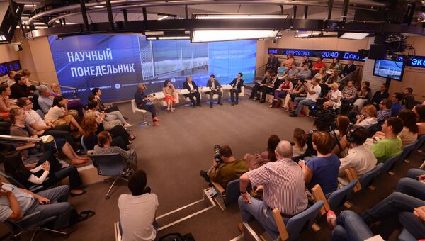 Дискуссия в рамках показа документального фильма Сколько весит ваше здание, мистер Фостер? Дискуссия в рамках показа документального фильма Сколько весит ваше здание, мистер Фостер?