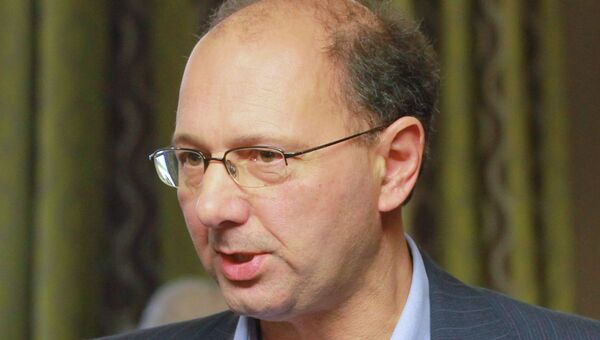 Британский политолог, профессор факультета политологии и международных отношений Кестонкого института Ричард Саква. Архивное фото Британский политолог, профессор факультета политологии и международных отношений Кестонкого института Ричард Саква. Архивное фото