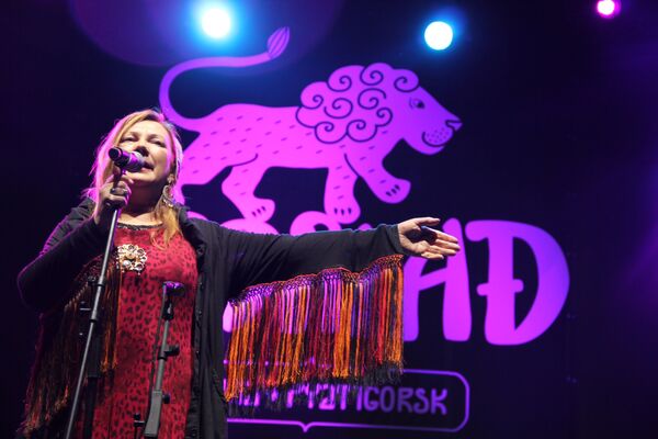 Павица Мари Бойне на музыкальном фестивале WOMAD Павица Мари Бойне на музыкальном фестивале WOMAD