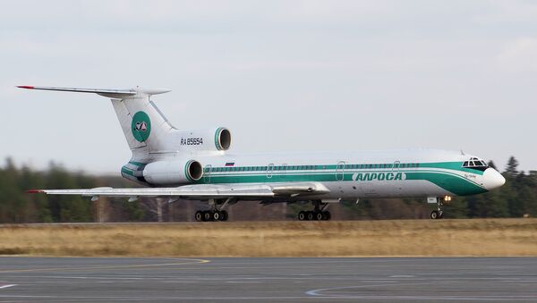 Ту-154М на взлетной полосе томского аэропорта. Архивное фото Ту-154М на взлетной полосе томского аэропорта. Архивное фото
