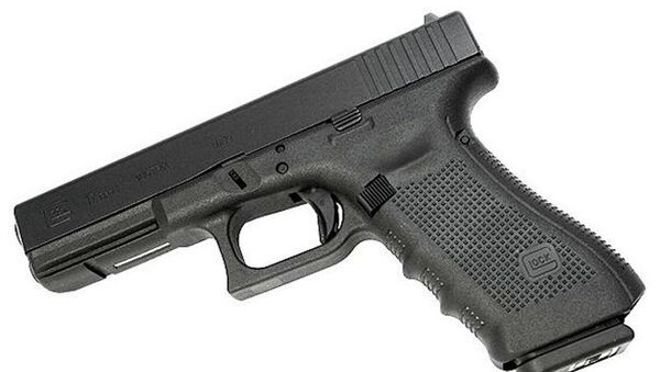 Пистолет Glock-17 Gen.4. Архивное фото Пистолет Glock-17 Gen.4. Архивное фото