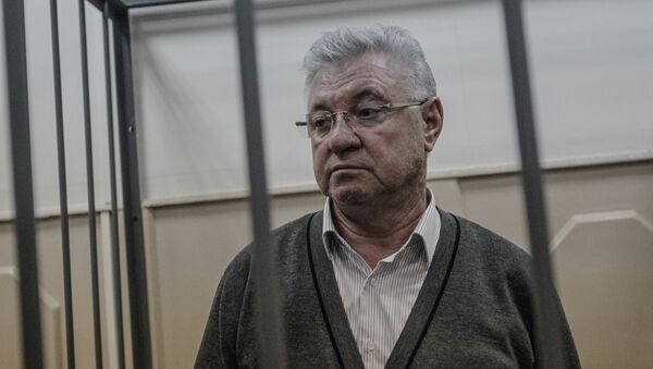 Избрание меры пресечения мэру Астрахани М.Столярову в Басманном суде. Архивное фото Избрание меры пресечения мэру Астрахани М.Столярову в Басманном суде. Архивное фото