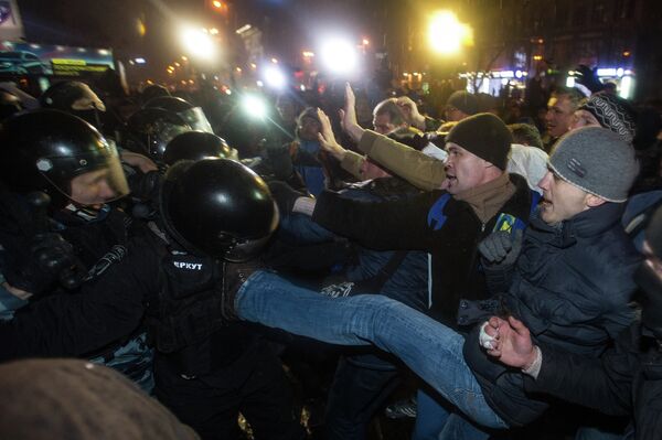 Митинг сторонников евроинтеграции Украины в Киеве Митинг сторонников евроинтеграции Украины в Киеве