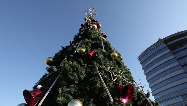 Новогодняя елка во Владивостоке. Архивное фото. Новогодняя елка во Владивостоке. Архивное фото.