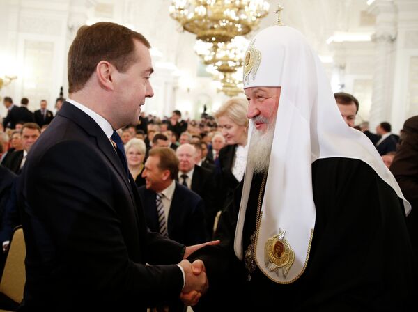 Председатель правительства РФ Дмитрий Медведев и патриарх Московский и всея Руси Кирилл Председатель правительства РФ Дмитрий Медведев и патриарх Московский и всея Руси Кирилл