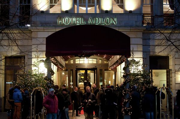 Берлинский отель Adlon, в котором поселился Михаил Ходорковский Берлинский отель Adlon, в котором поселился Михаил Ходорковский