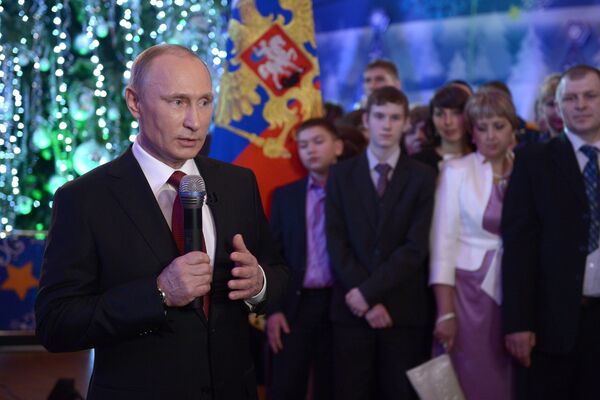 Президент России Владимир Путин во время новогоднего обращения к россиянам в Хабаровске Президент России Владимир Путин во время новогоднего обращения к россиянам в Хабаровске