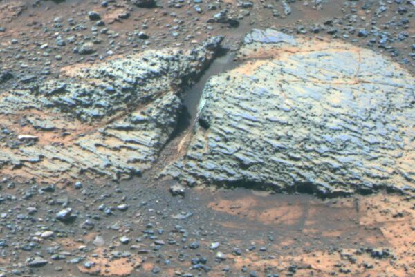 Одна из залежей марсианской глины, найденных марсоходом Opportunity в кратере Индевор Одна из залежей марсианской глины, найденных марсоходом Opportunity в кратере Индевор
