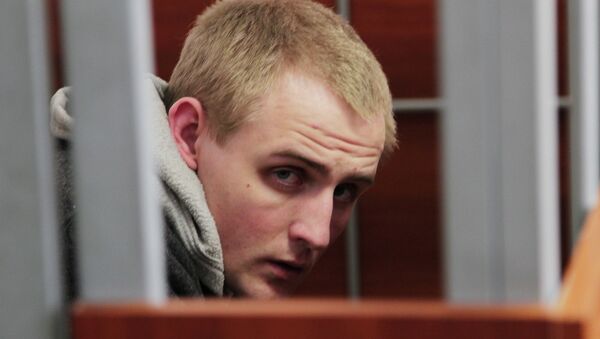 Обвиняемый в убийстве псковского священника Сергей Пчелинцев в зале суда, архивное фото Обвиняемый в убийстве псковского священника Сергей Пчелинцев в зале суда, архивное фото