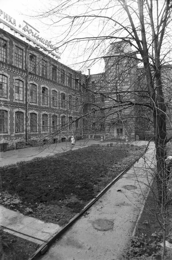 Здание кондитерской фабрики Большевик Здание кондитерской фабрики Большевик