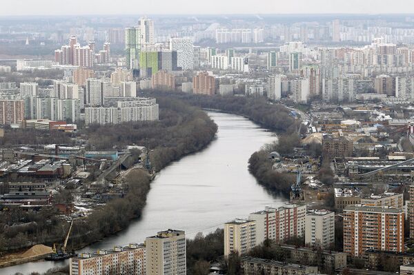 Показ нижнего белья крупным планом