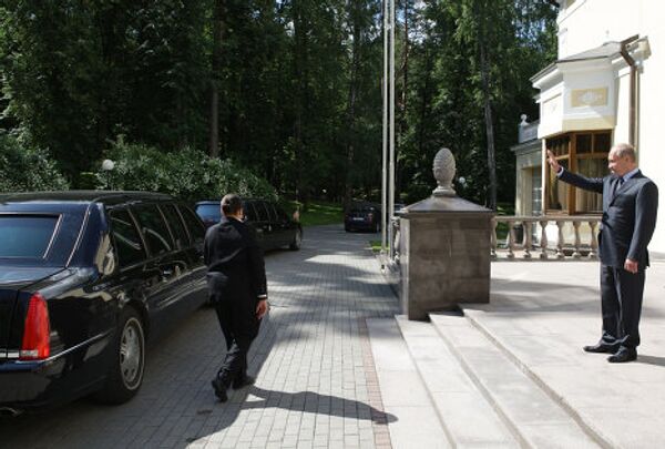 Премьер-министр РФ В.Путин встретился с президентом США Б.Обамой Премьер-министр РФ В.Путин встретился с президентом США Б.Обамой