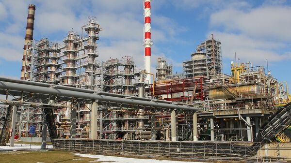Мозырский нефтеперерабатывающий завод в Белоруссии Мозырский нефтеперерабатывающий завод в Белоруссии