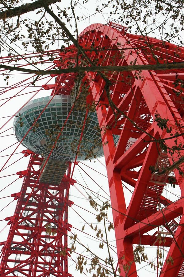 ЗАГС в стеклянном эллипсоиде на Живописном мосту в Москве ЗАГС в стеклянном эллипсоиде на Живописном мосту в Москве