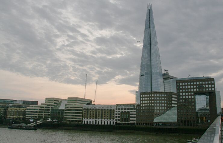 Небоскреб The Shard (Осколок) в Лондоне Небоскреб The Shard (Осколок) в Лондоне