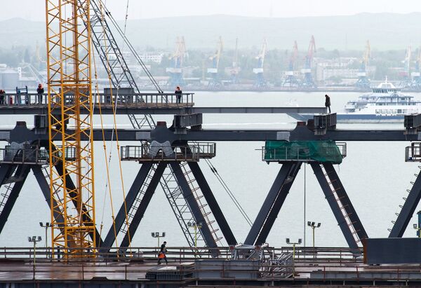 Строительство моста через Керченский пролив в Крыму Строительство моста через Керченский пролив в Крыму