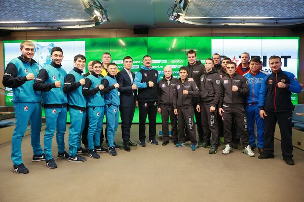 Взвешивание боксеров в преддверии матча команд Patriot Boxing Team (Россия) - Astana Arlans (Казахстан) Взвешивание боксеров в преддверии матча команд Patriot Boxing Team (Россия) - Astana Arlans (Казахстан)