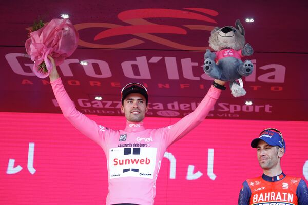 Голландский велогонщик Sunweb Том Дюмулен Голландский велогонщик Sunweb Том Дюмулен