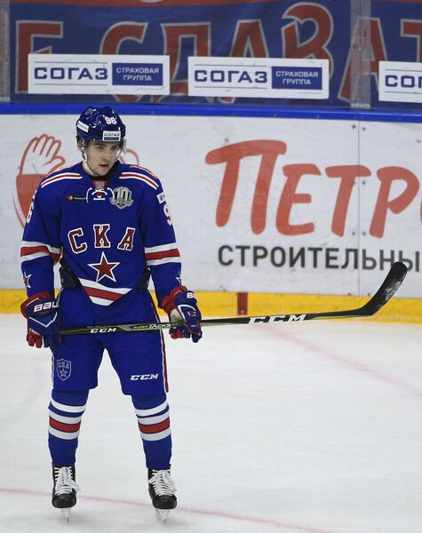 Форвард СКА Андрей Алтыбармакян Форвард СКА Андрей Алтыбармакян
