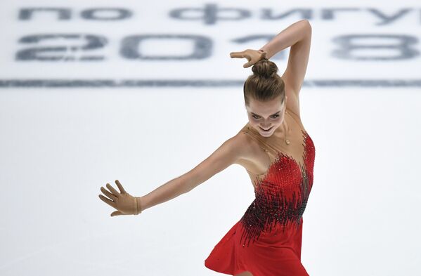 Елена Радионова Елена Радионова