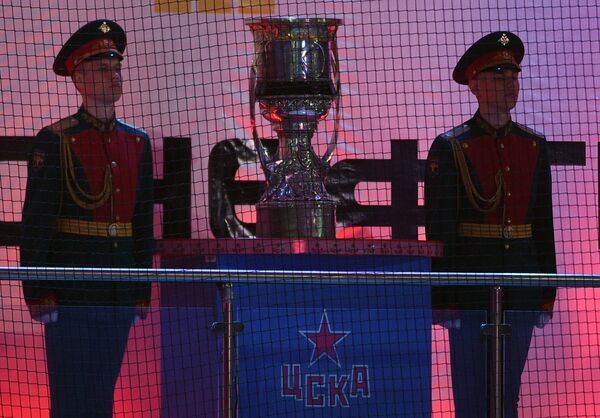 Главный трофей Континентальной хоккейной лиги Кубок Гагарина Главный трофей Континентальной хоккейной лиги Кубок Гагарина