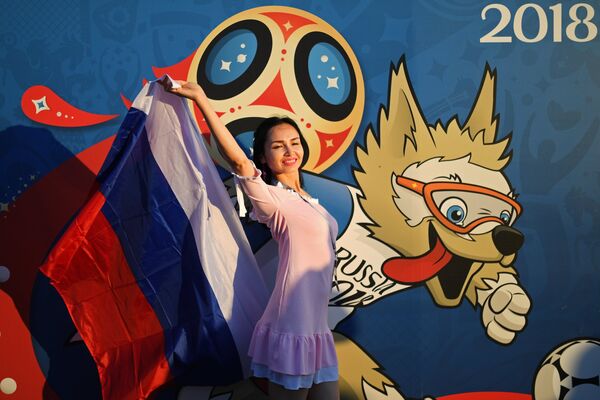 Болельщица сборной России Болельщица сборной России