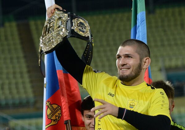 Чемпион абсолютного бойцовского чемпионата (UFC) в легком весе россиянин Хабиб Нурмагомедов Чемпион абсолютного бойцовского чемпионата (UFC) в легком весе россиянин Хабиб Нурмагомедов