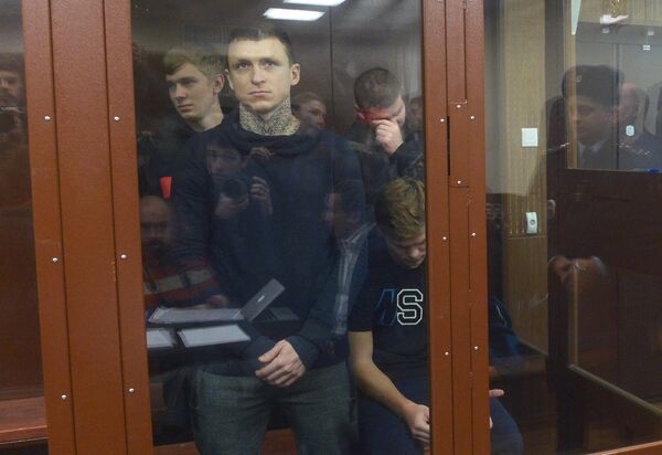 Павел Мамаев и Александр Кокорин (слева направо на первом плане) Павел Мамаев и Александр Кокорин (слева направо на первом плане)