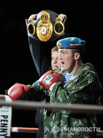 Россиянин Денис Лебедев Россиянин Денис Лебедев