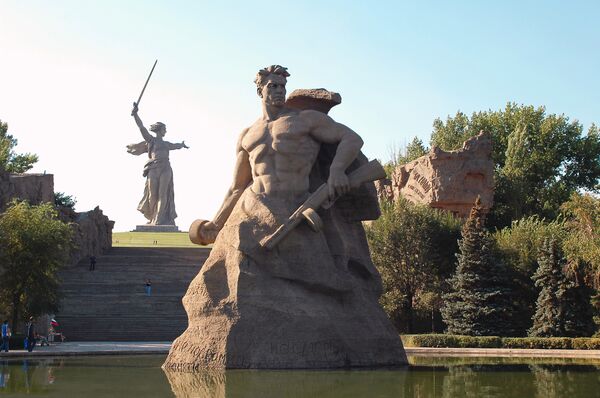 Мемориальный комплекс Мамаев курган Мемориальный комплекс Мамаев курган