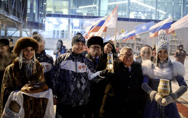 Олимпийский огонь прибыл в Якутск. Егор Борисов. Олимпийский огонь прибыл в Якутск. Егор Борисов.